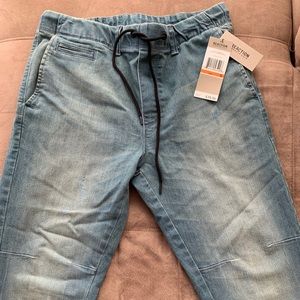 Kenneth Cole Reaction Jogger Jeans NEW!